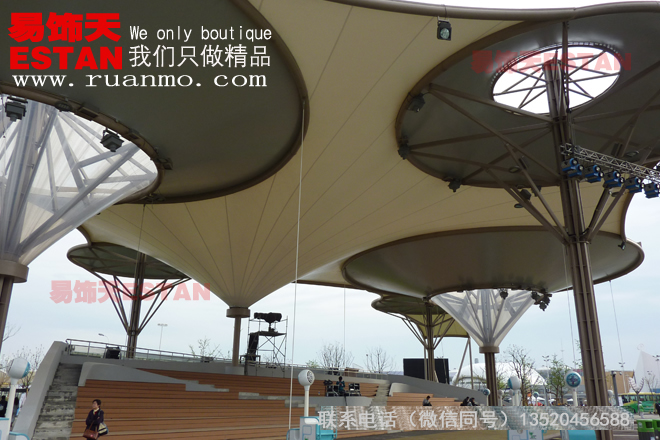 浦西演出廣場(chǎng)