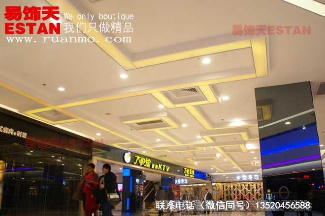 萬(wàn)達(dá)廣場(chǎng)中庭